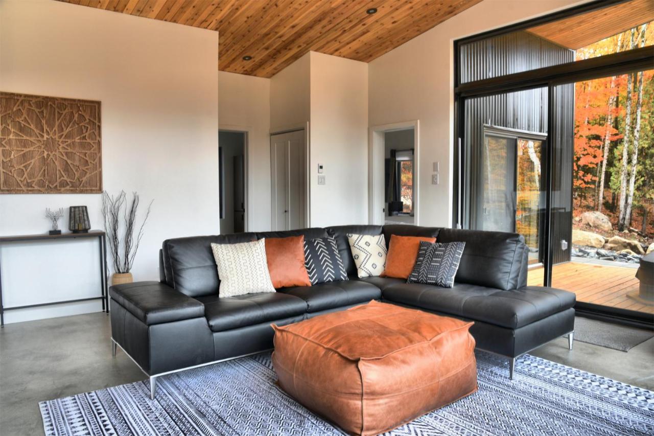 Kallm-Mont-Tremblant Chalet With Hot Tub, Pond & Beach On Private 7Acre Estate Lac Superieur Exterior photo