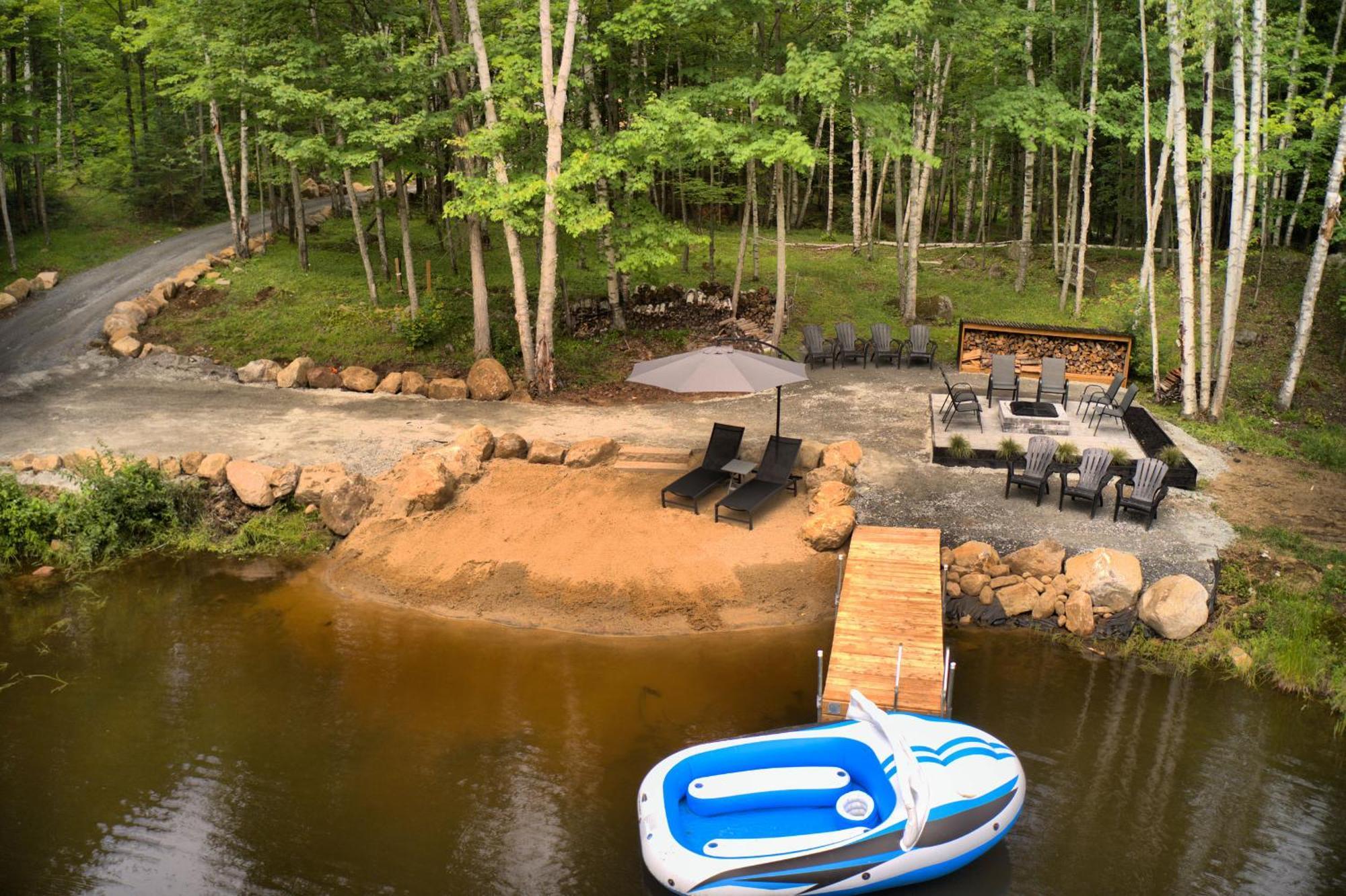 Kallm-Mont-Tremblant Chalet With Hot Tub, Pond & Beach On Private 7Acre Estate Lac Superieur Exterior photo